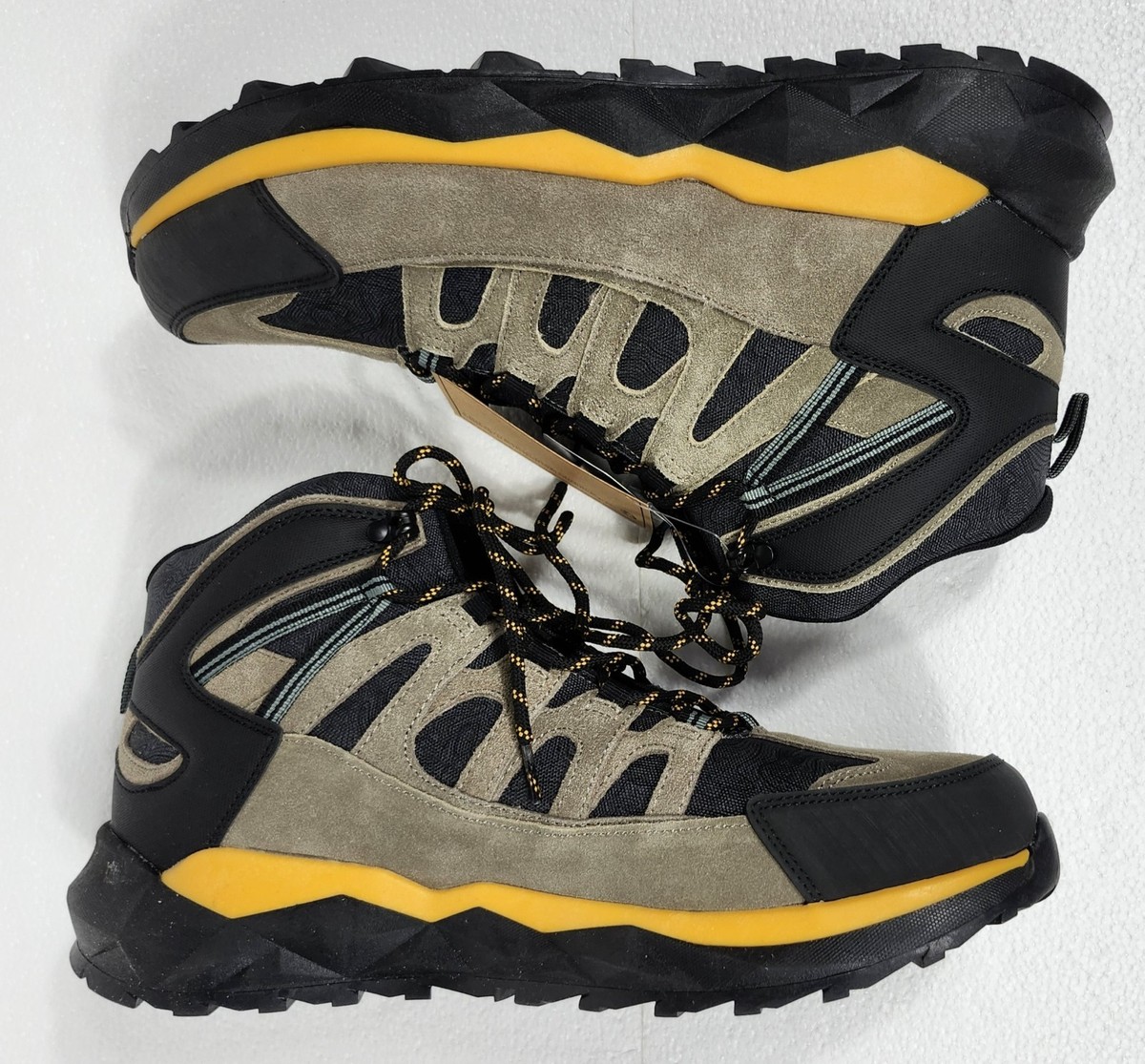Waterproof Black and Yellow Hiking Boots Size 10 M Men main image 2