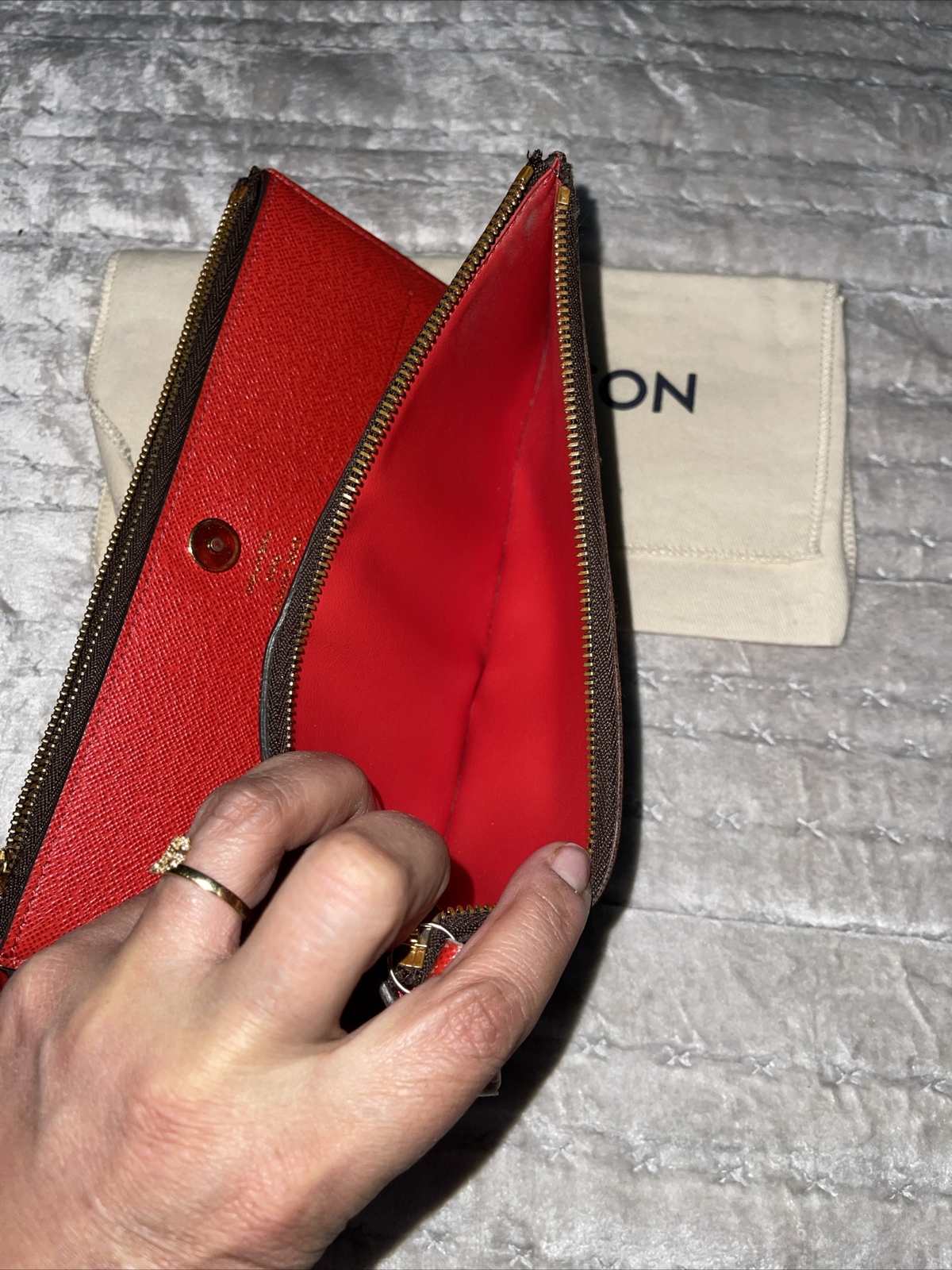 Louis Vuitton Adele Wallet Monogram Red - image 8
