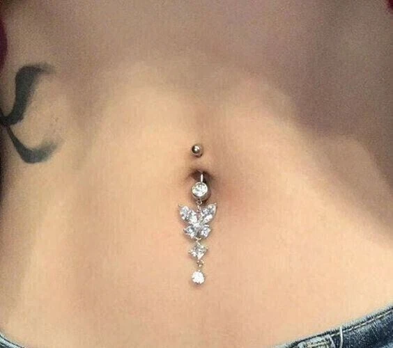 Anillo ombligo ombligo diamante simulado corte redondo de 2 quilates chapado en oro blanco de 14 quilates Foto 3 de 3