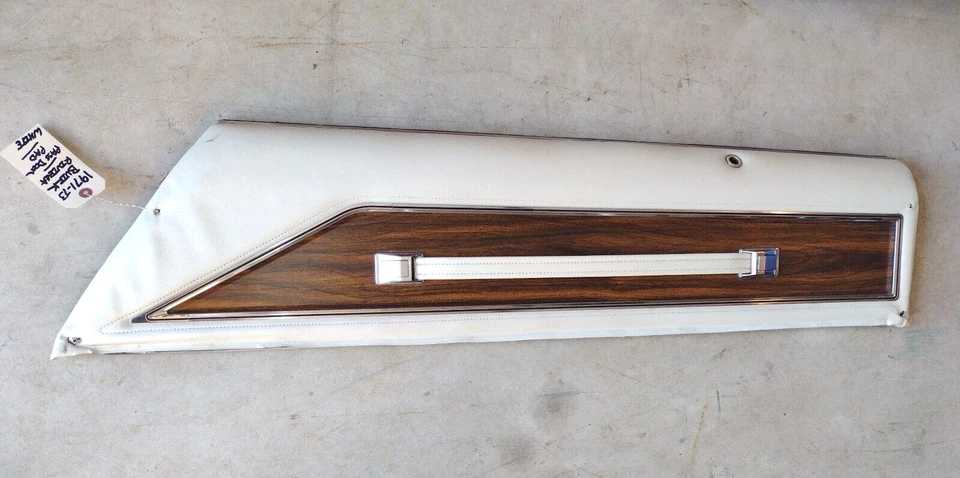 1971-74 Buick Riviera GS Door Trim Upper Pads Panels LH + RH *WHITE* VGC Wow~ - Image 2 of 4