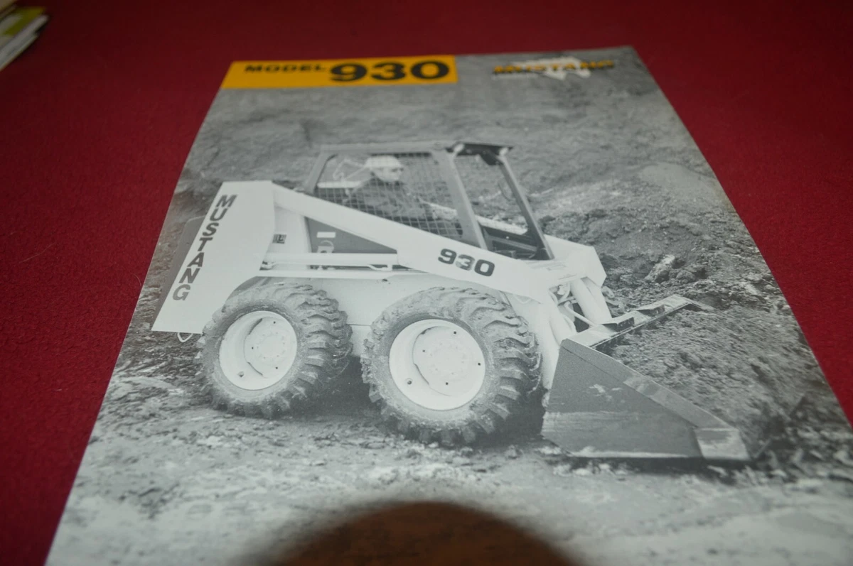 Owatonna MUSTANG 930 Skid Steuer Lader Dealer's Broschüre AMIL15