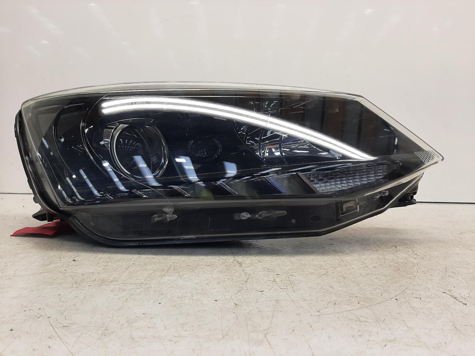 2017 SKODA FABIA Mk3 (NJ) O/S Drivers Right Front Halogen Headlight
