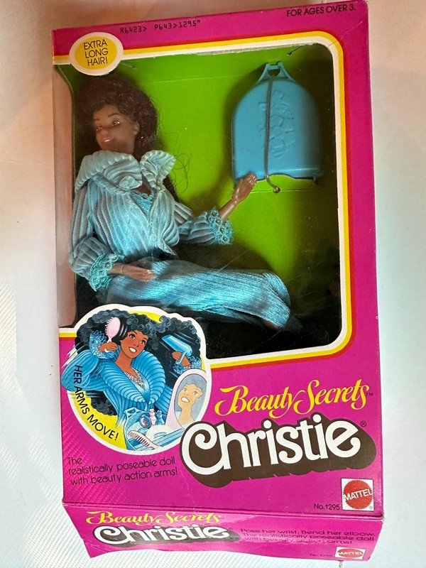 VINTAGE 1979 BEAUTY SECRETS CHRISTIE DOLL MATTEL  # 1295 BARBIE