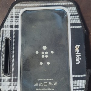 Belkin Black Gray White Plaid Neoprene Lightweight Sports Armband for Cell Phone