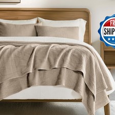 EverGrace Cotton Ribbed Matelass  Coverlet Set, Queen Size, Urban Taupe