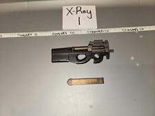 Ametralladora moderna FN P90 escala 1/6
