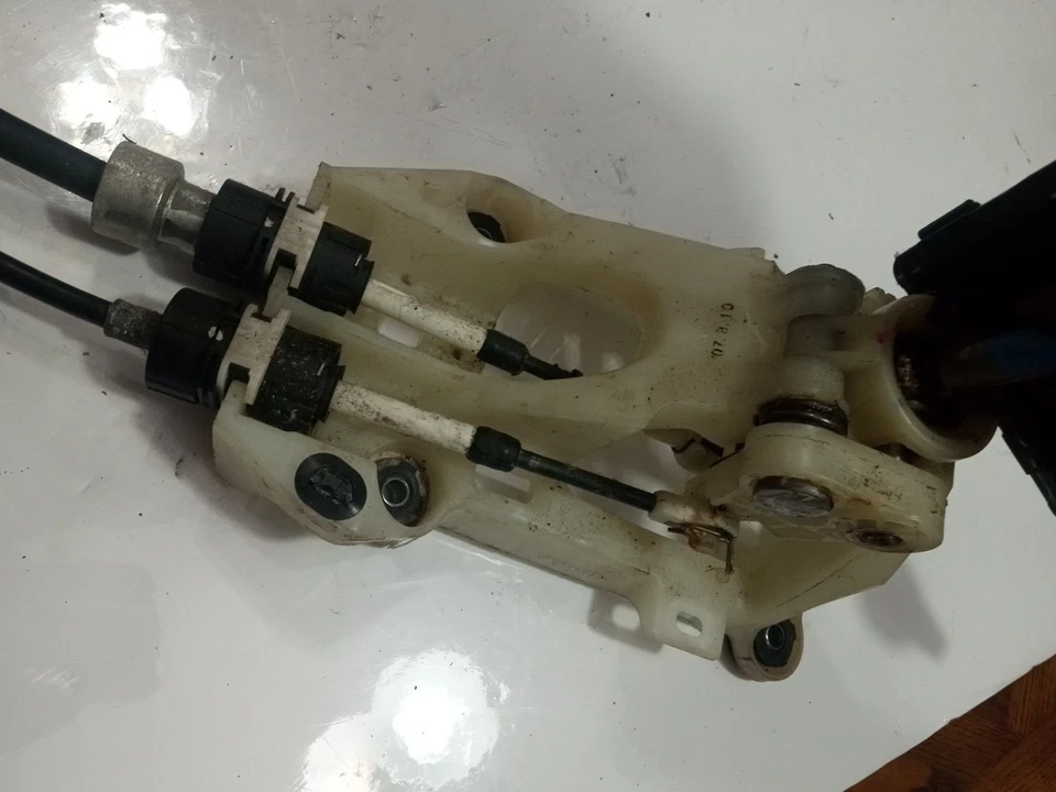 2008 Scion TC 5-Speed Manual Shifter Selector Assembly With Cables - Image 4 of 4