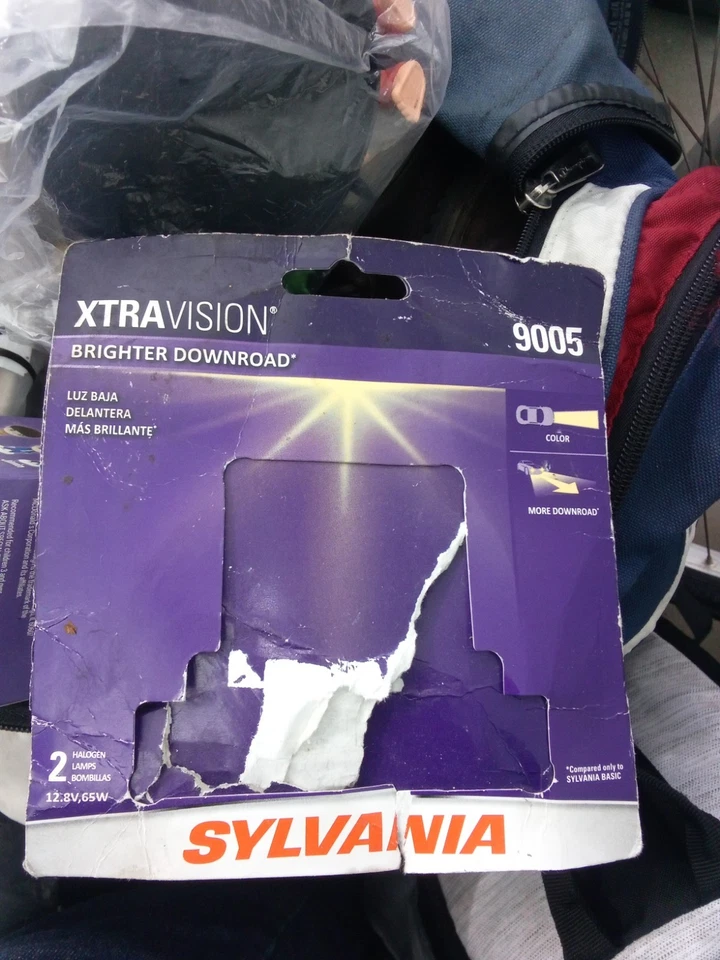 9005 Sylvania XtraVision bombilla halógena para faros (paquete de 1); Foto 3 de 4