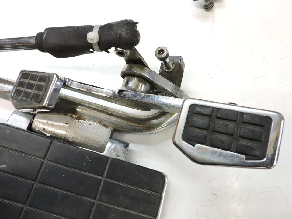GOLDWING 1500 GL 1500 FOOTREST FLOOR BOARD PEG STEP DRIVER - Image 3 of 4