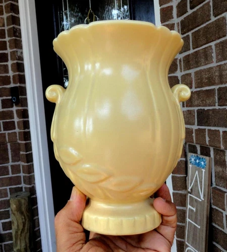 vintage WELLER Raydance Pottery #R-7 Yellow Matte Glaze Vase SINCE 1872 ~1930's~