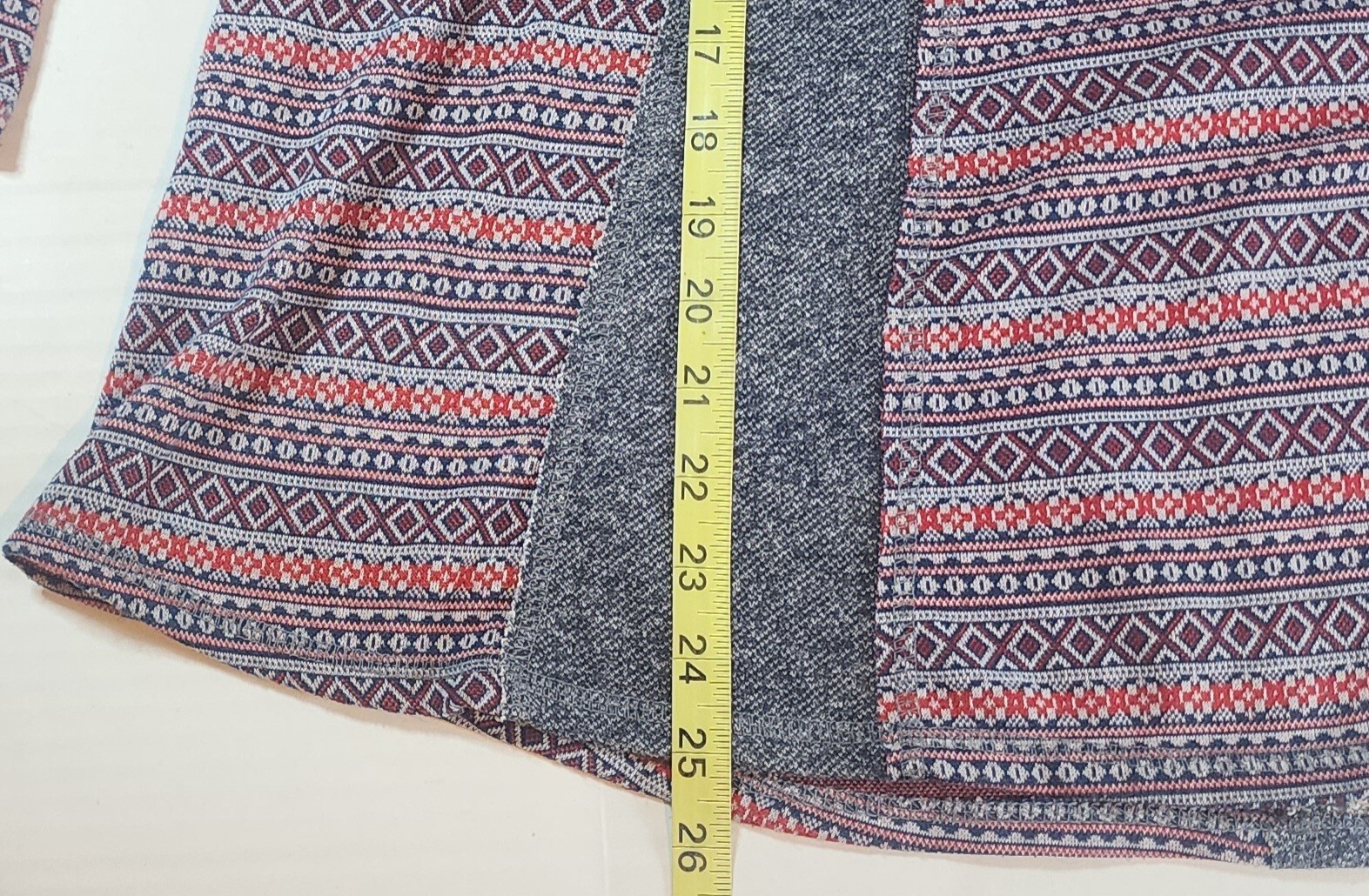 Umgee Multicolor Geometric Pattern Long Sleeve Sw… - image 7