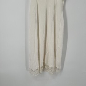 VTG 70&rsquo;s Wonder Maid Molded Magic Ivory Lace Bodice Nylon Full Slip Modest