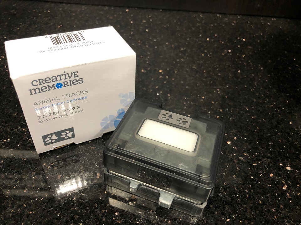 Creative Memories Animal Tracks Border Maker Cartridge Punch Brand New