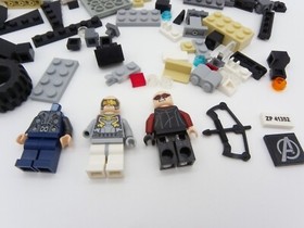 LEGO Marvel Super Heroes: Avengers Hydra Showdown 76030 Partial Set 84/207 41%