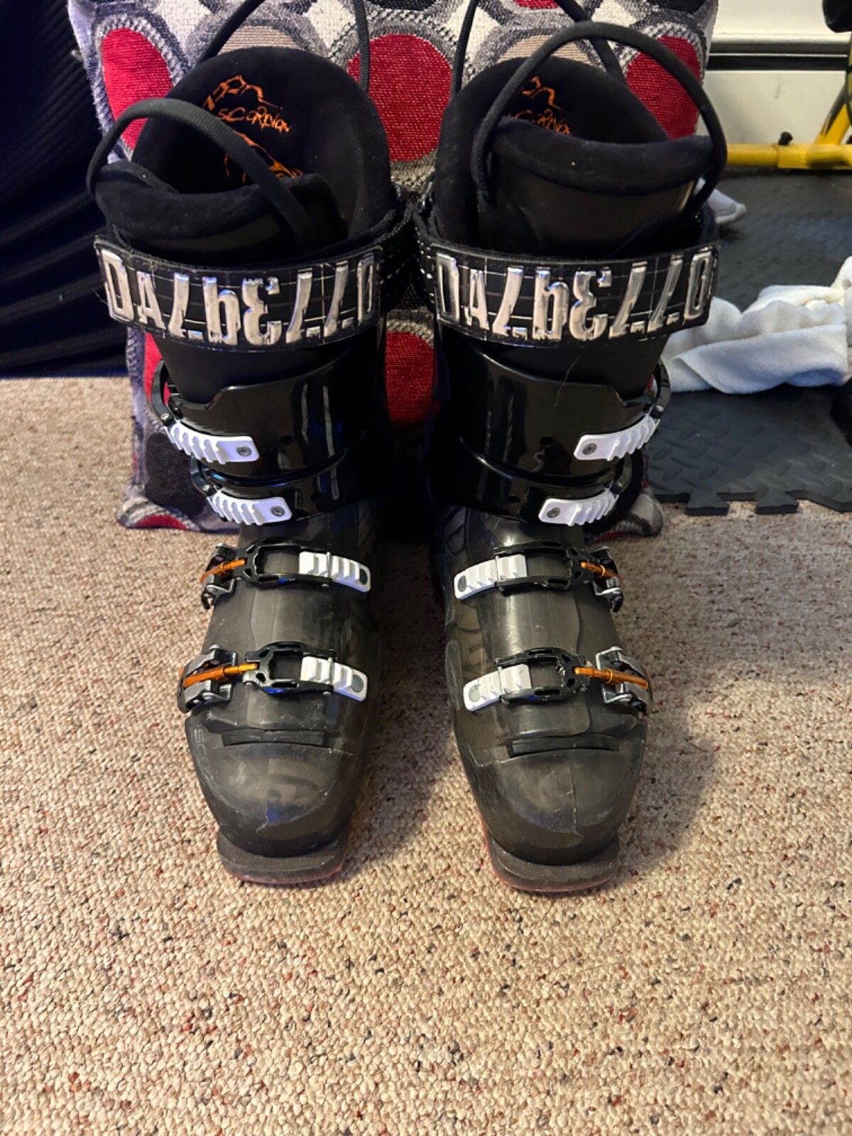 SALOMON DALBELLO SCORPION 110 ADULTI TAGLIA 27 0 SCIABOOT