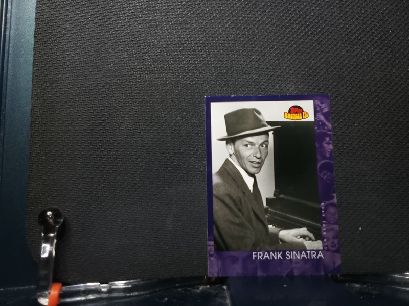 2001 American Pie Frank Sinatra #149 OL'BLUE EYES NR.MINT