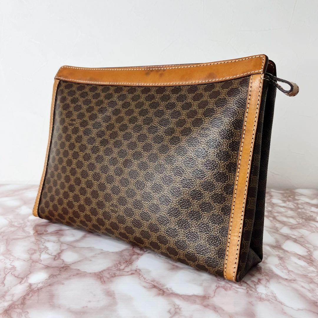 Mint Condition CELINE Honeycomb Pattern Clutch Ba… - image 2
