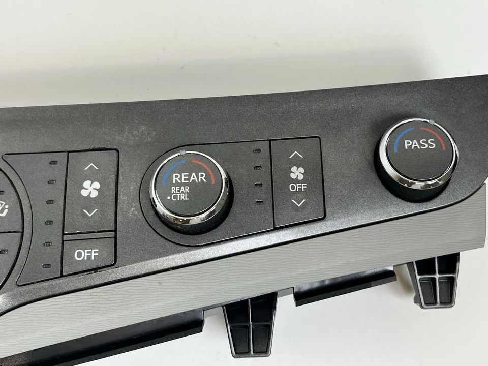 Toyota Sienna 2012 control de calefacción aire acondicionado control de clima temperatura 5590008141BD Foto 3 de 4