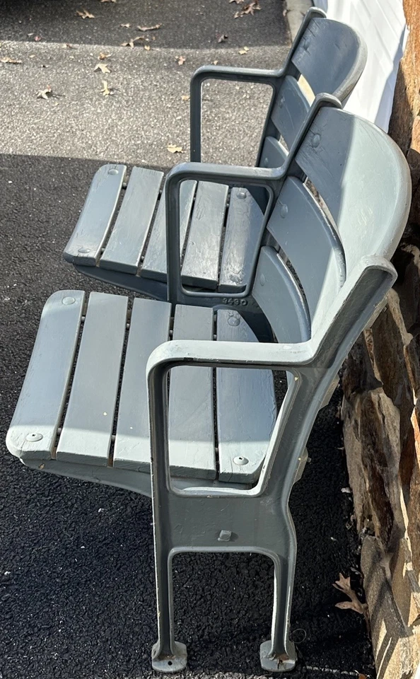 Par de asientos de estadio Baltimore Memorial montados en el piso raro Orioles Colts con certificado de autenticidad Foto 3 de 3