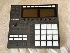 Native Instruments Maschine MK3 Groove Produc...