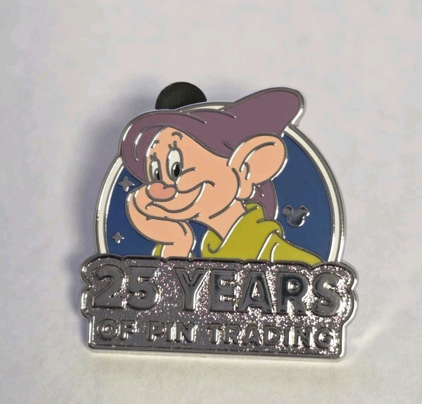 2025 WDW Disney World Hidden Mickey Pin Blue Series Dopey 25th Anniversary