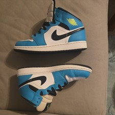 Nike Air Jordan 1 Mid  Volt Ice  555112-128 S...