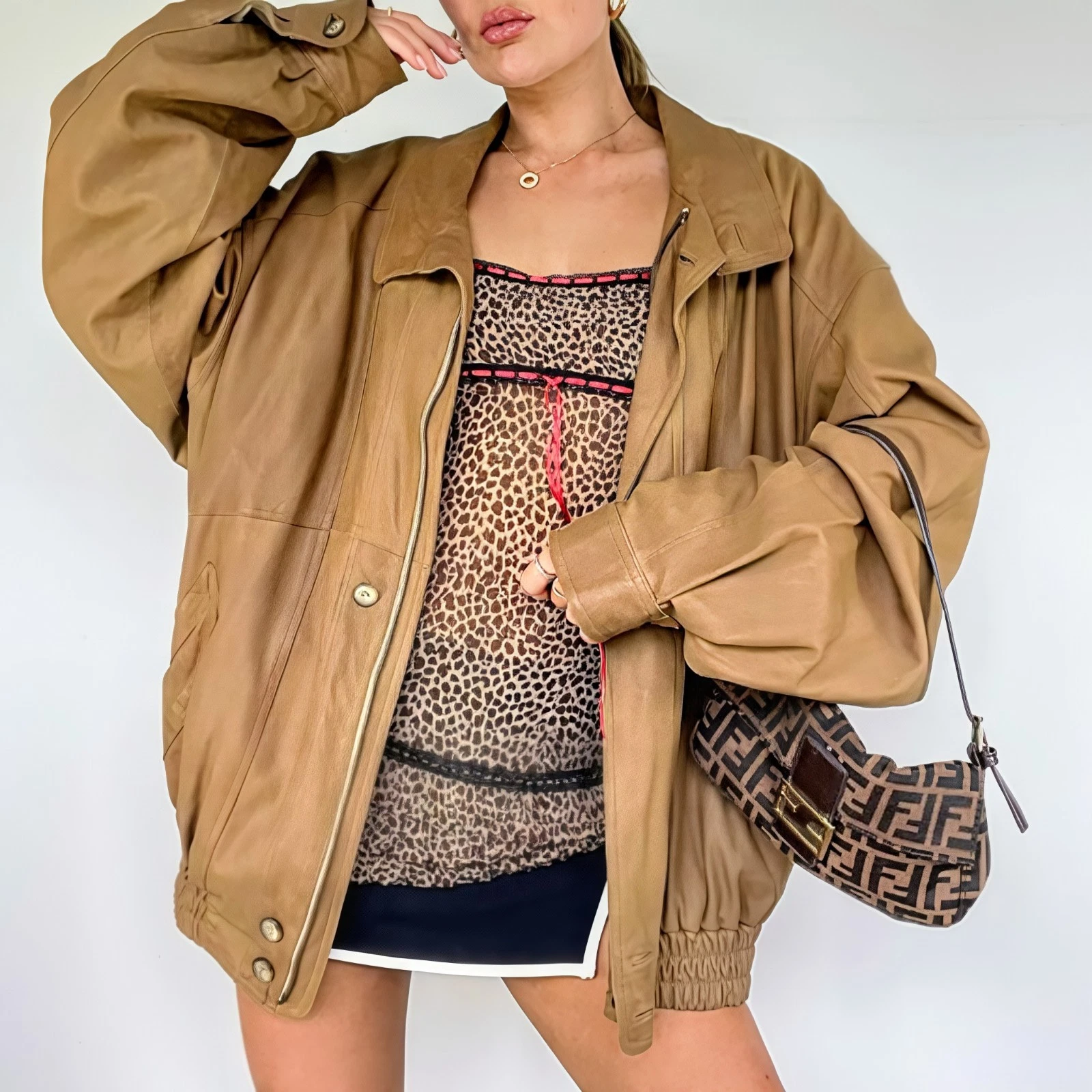 Vintage Tan Leather Bomber Jacket - Oversized Y2K/90s Unisex Style!