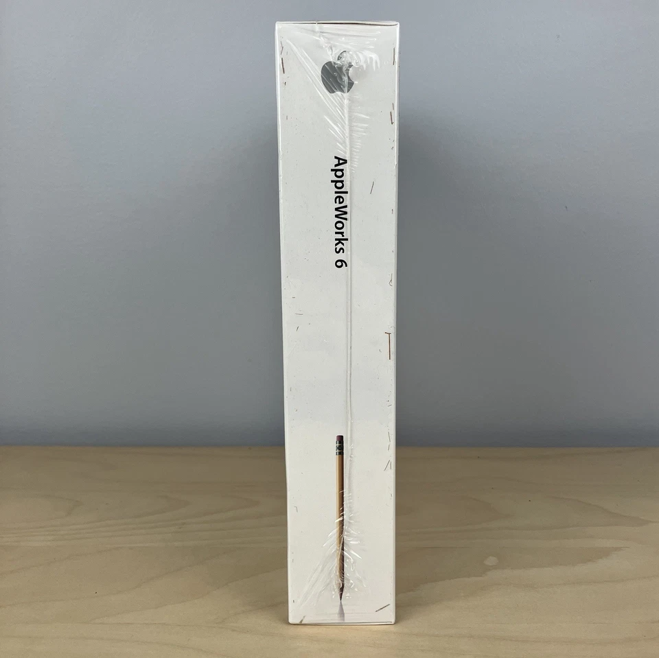 Apple AppleWorks 6 Software Box Set for Mac OS X M9053LL/A 2003 Education 6.2 - Image 3 of 4