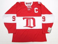 GORDIE HOWE DETROIT RED WINGS ALUMNI VINTAGE CCM HOCKEY JERSEY
