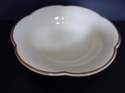Este  ESE8  Round Serving Bowl 