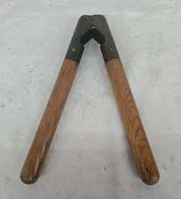 Antique Wood Handle Dehorner Tool FARMHOUSE DECOR