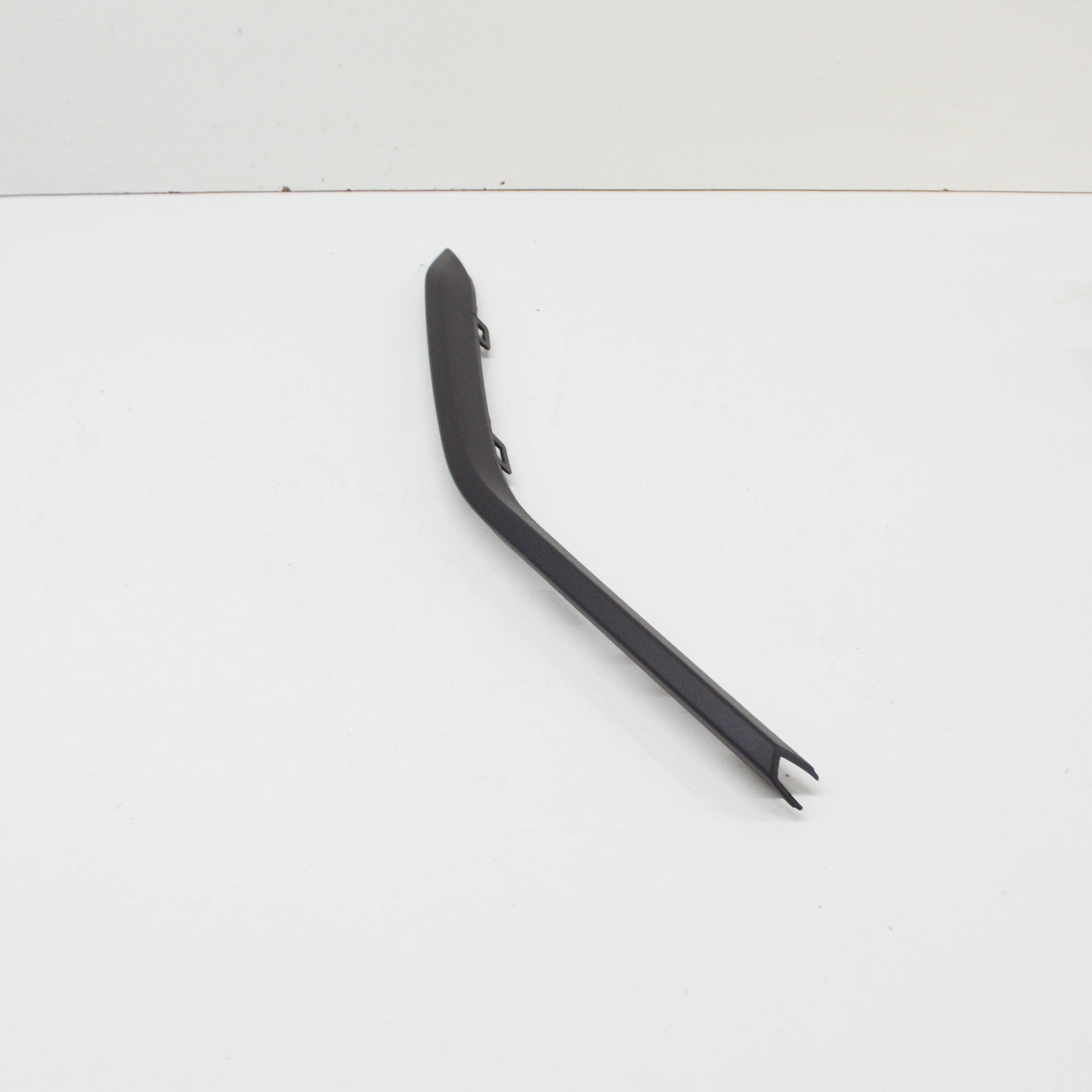 FORD FOCUS MK4 C519 Front Bumper Left Trim Bezel 2220474 NEW 