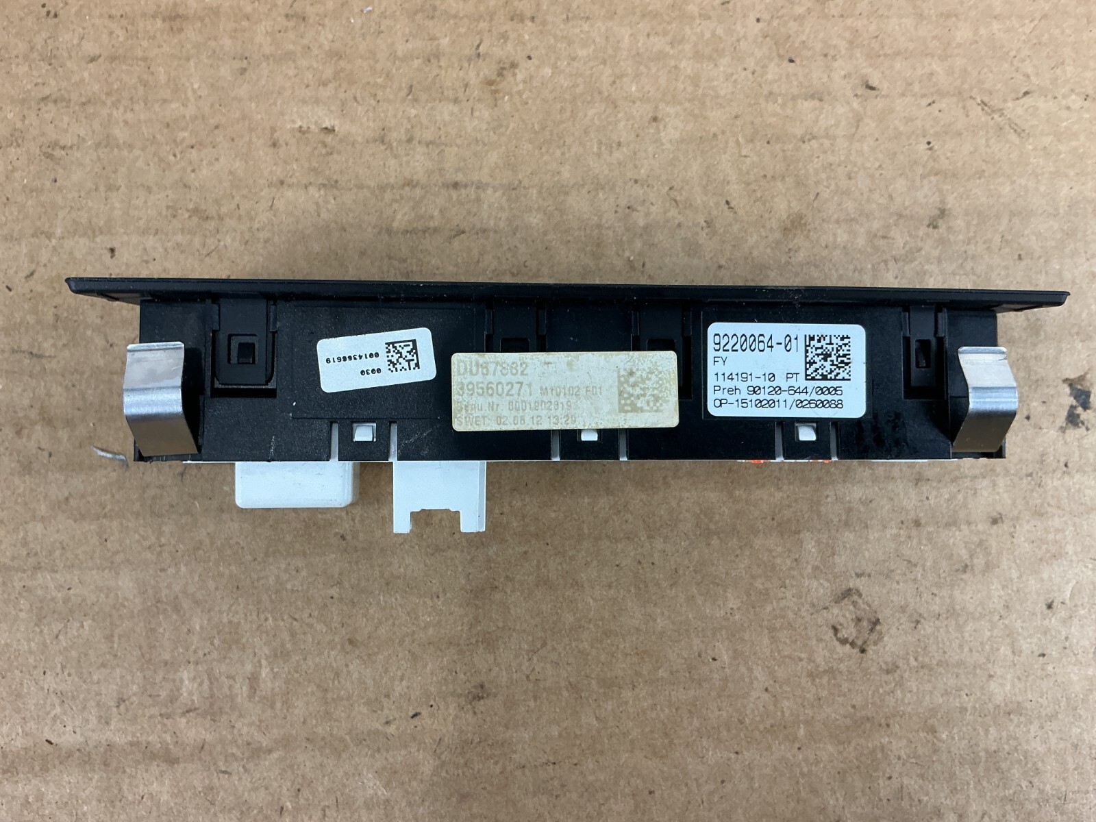 2010 - 2016 BMW 535i F10 xDrive Lane Change Assistant Switch Line 9220064 OEM