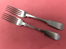 2 Towle HAMMERSMITH 18/8 Stainless Dinner Forks (Germany)
