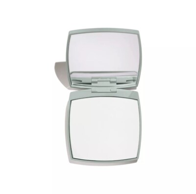 CHANEL MIRROR DOUBLE FACETTES 131 キャヴリエ CHANEL Miroir Double Facettes 131 キャヴリエ