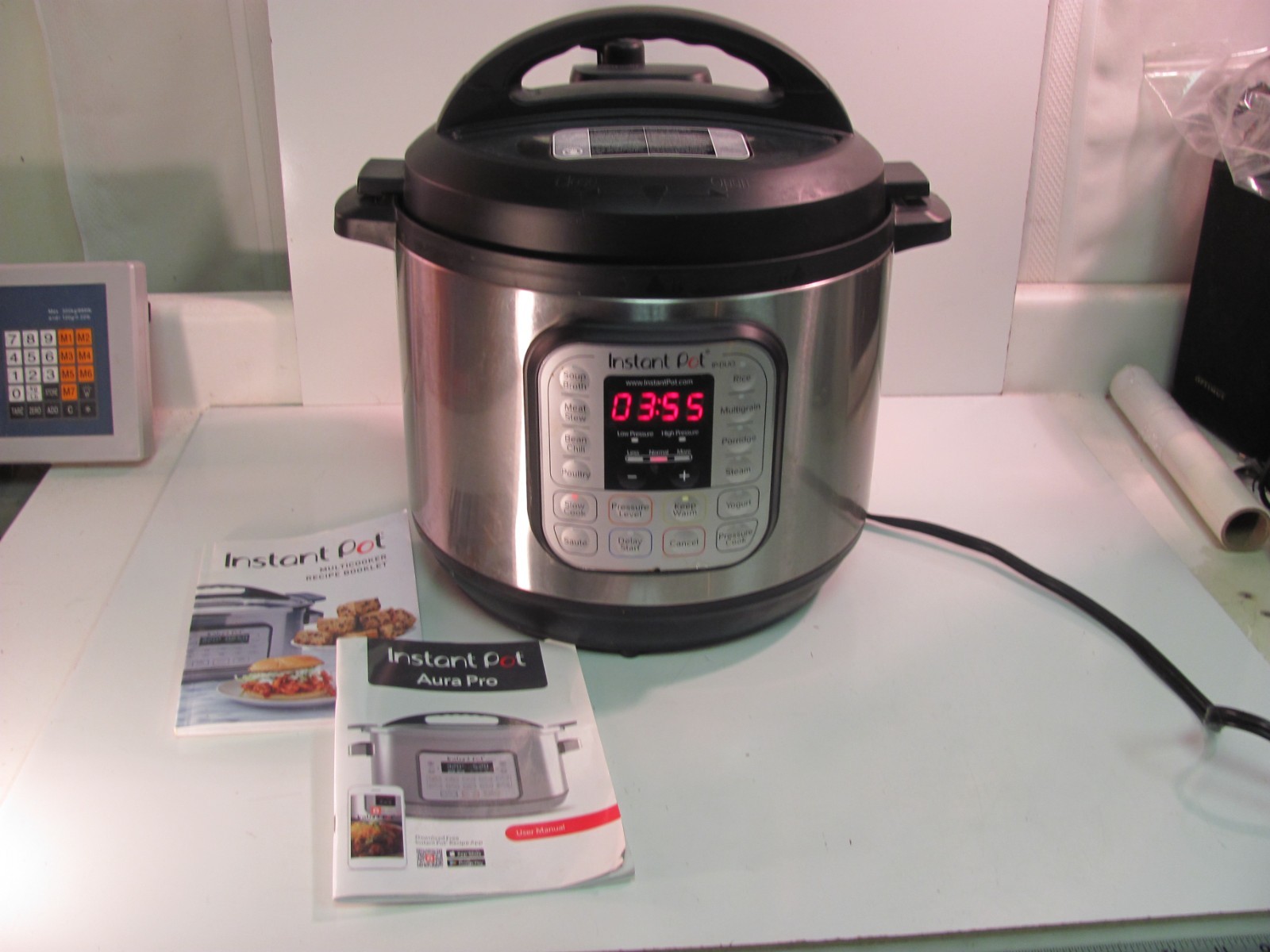 Instant Pot IP-Duo 80 V2 8Qt Pressure Cooker Electric Slow Cooker Rice Steam
