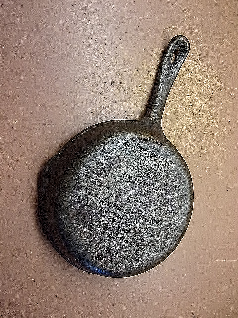 WAGNER'S 1891 Original 8インチ スキレット　慣らし中 Vintage WAGNER'S 1891 'V' Original Cast Iron 8