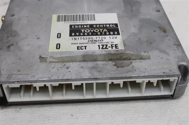 Computadora ECU ECM TOYOTA COROLLA 2001 2002 AUTOMÁTICA 4 VELOCIDADES 8966102802 1067531 Foto 2 de 4