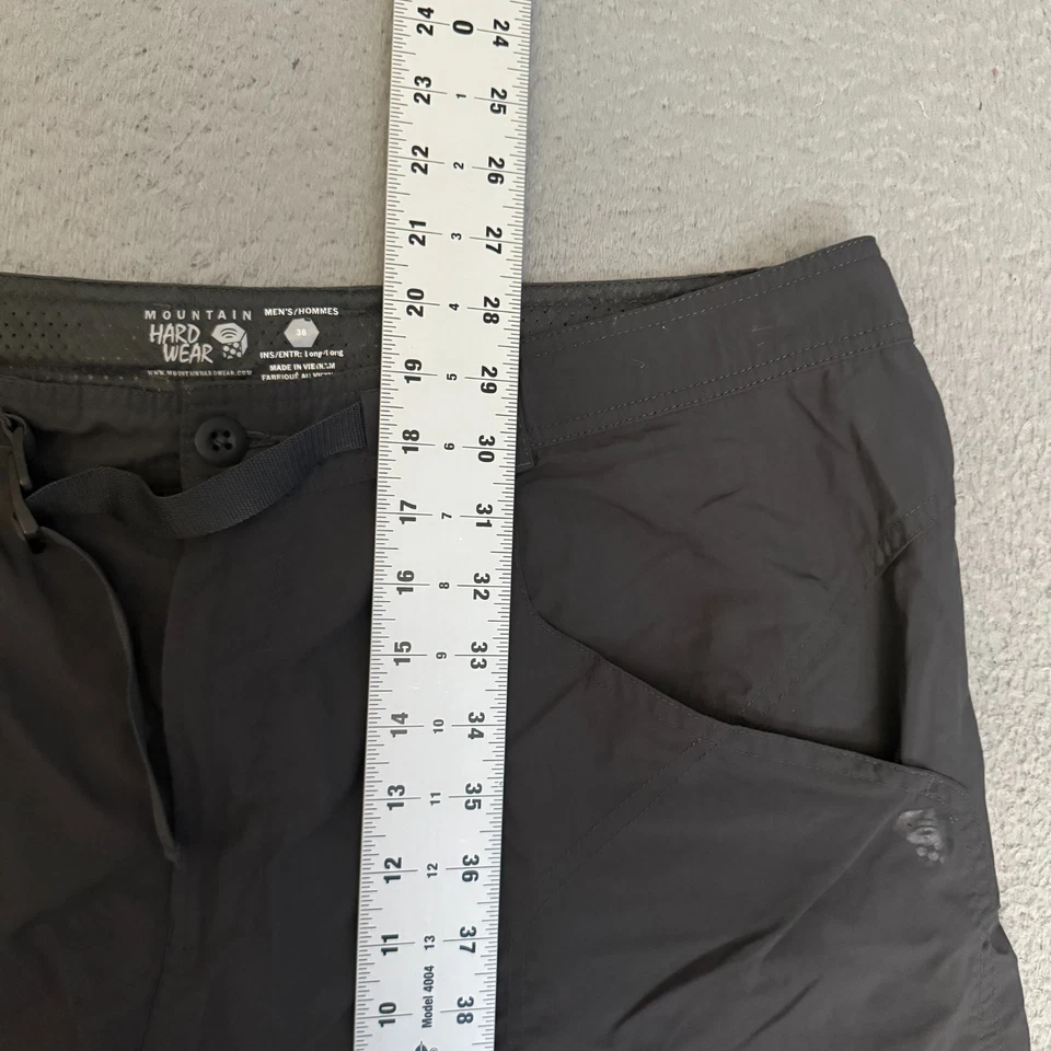 Shorts Mountain Hardwear Masculino Tamanho 38 Cinza - Imagem 4 de 4