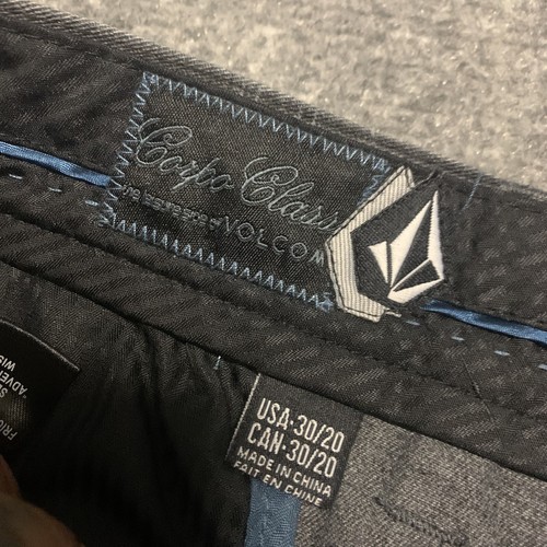 VOLCOM TRUE TO THIS Boys Chino Shorts Size 30 Pockets Cotton Polyester - Picture 6 of 9