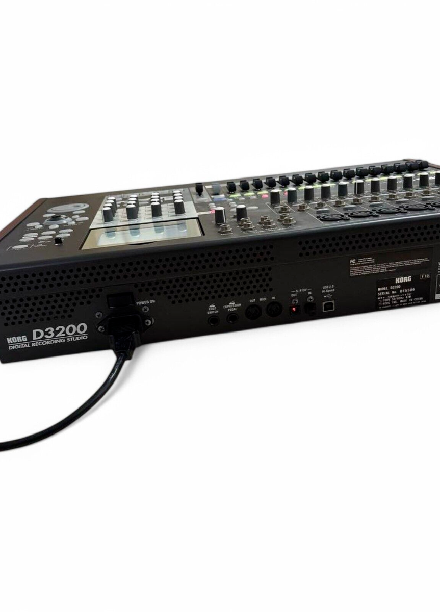 Korg D3200 32-TRACK DIGITAL RECORDING STUDIO / 100V AC only, Plug