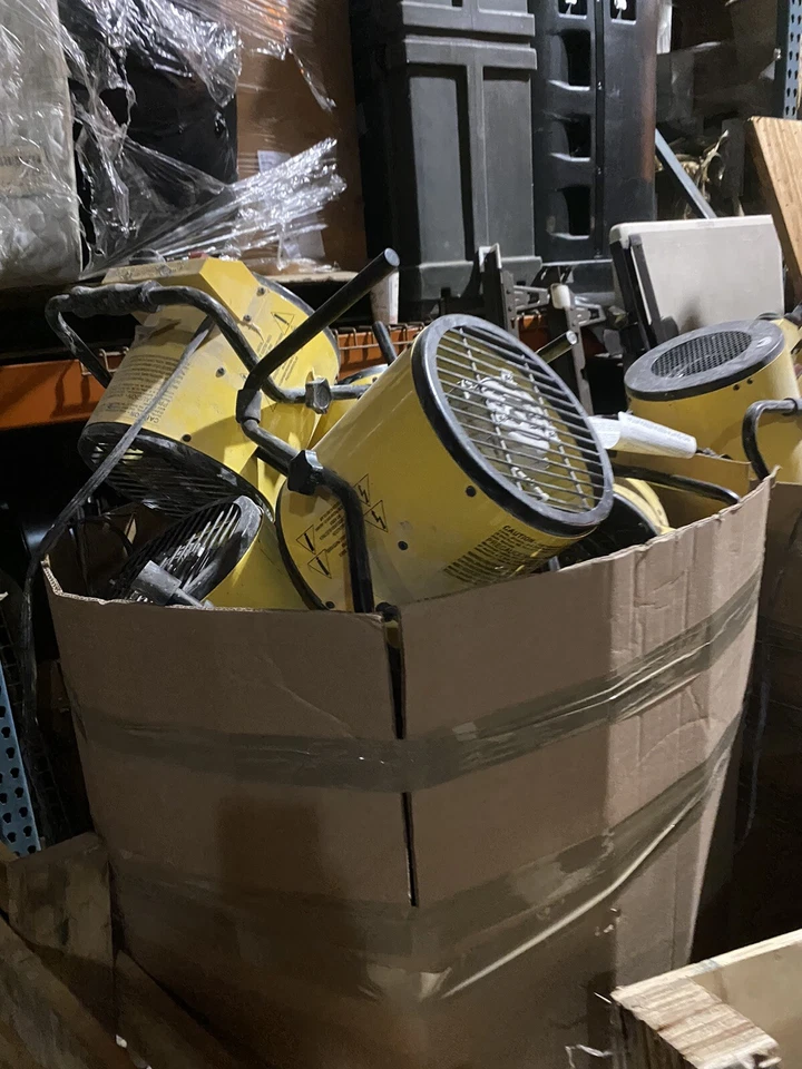 Calentador de tienda portátil King PSH1215T 120V 1500W - amarillo Foto 2 de 2