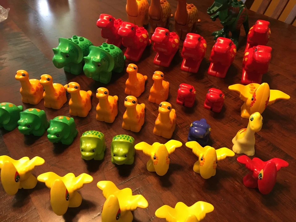 1 lego duplo zoo minifigure dinosaur T-Rex Triceratops Pteranodon Brachiosaurus  - Image 2 of 4