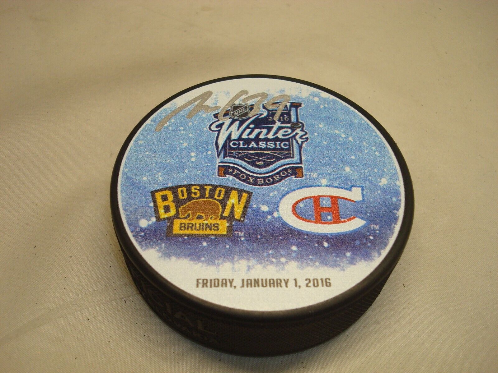 Mike Condon Signed Montreal Canadiens Winter half Hockey Classic Directly managed store Puck