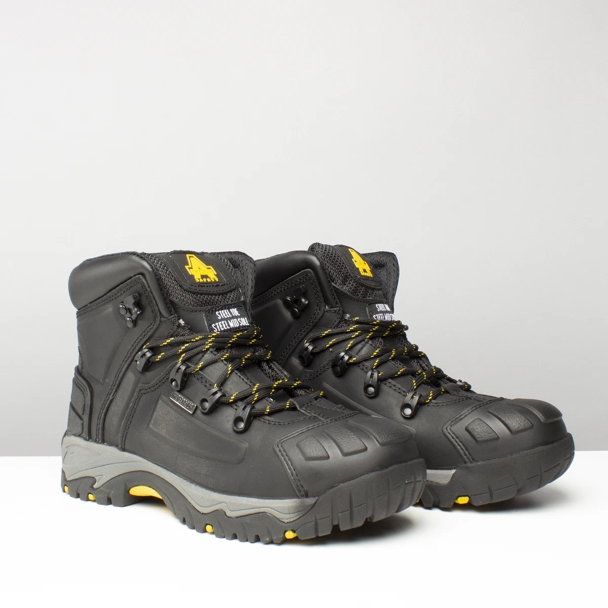 Amblers fs32 best sale safety boots