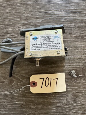 Freightliner Multiband Antenna Receiver - P/N 5734352 6107972 6297711