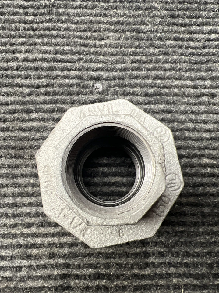 ANVIL 1-1/4” UNION MALLEABLE IRON PIPE SIZE UNION FITTING CLASS 150 - Image 2 of 4