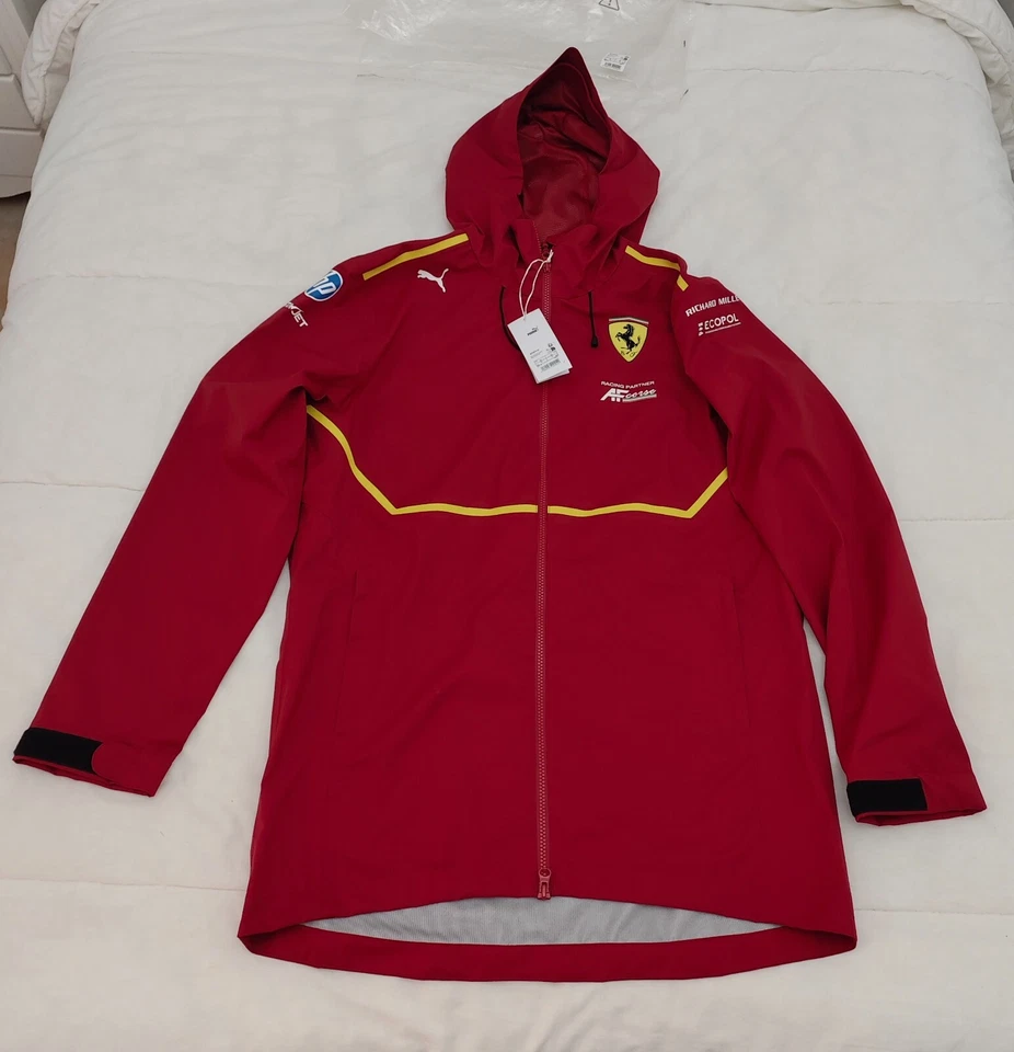 ✅ F1 Puma Ferrari WEC 499p Hypercar GT Rain Jacket M 2025 Giovinazzi Pier Guidi - Imagen 3 de 4