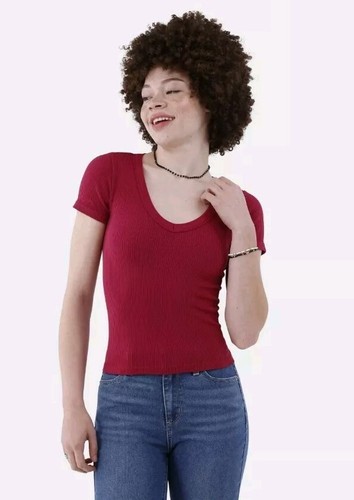 No Boundaries Juniors V-Neck Short Sleeve Seamless Tees, Multiple Sizes & Colors - Picture 15 of 15