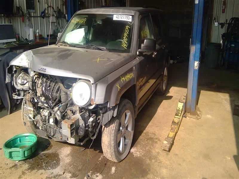 Manija de puerta trasera vertical estilo clásico alternador compatible con 07-17 COMPASS 10259805 Foto 2 de 4